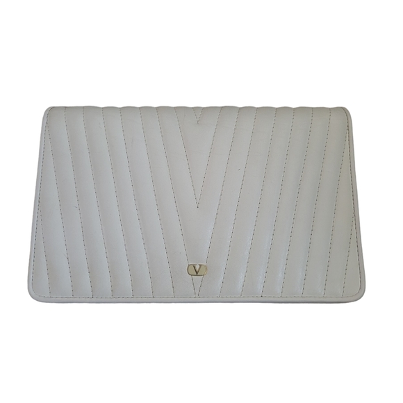 SOLD Valentino Garavani Cream Leather Crossbody Bag Clutch Bag - Picture 16 of 16